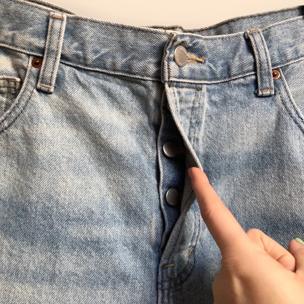 Universal Thread 90s Baggy Short Denim Shorts Distressed Women’s Plus Size 14